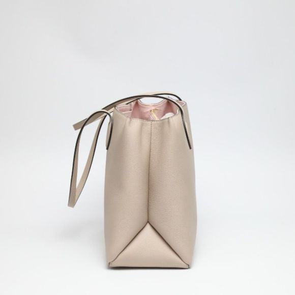 Louis Vuitton Lock Me Shopper Calf Leather Tote Bag Greige - Picture 3 of 11